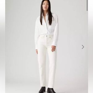 NWT Levi’s Wedgie Straight Leg Jeans in White
